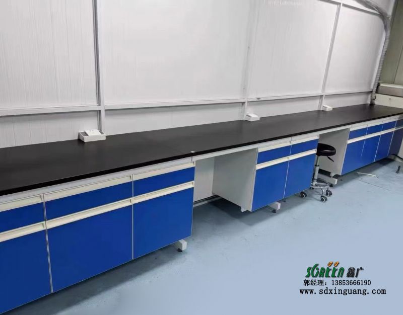 實(shí)驗(yàn)室邊臺(tái)